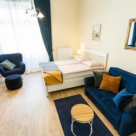 Vintage Sebastiana *